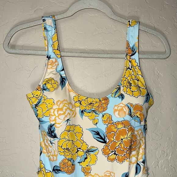 The Bikini Lab Spanish Bloom Floral High Leg Open Back one piece swimsuit - Picture 2 of 9